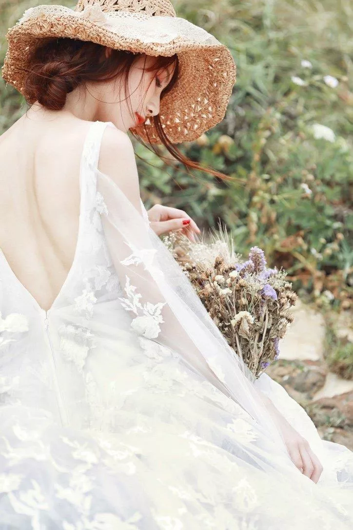 thumb_彭凡，DionneWedding，手工婚紗，自助婚紗，結婚禮服租借，白紗2_1024-DIONNEBEAUTYBRIDALS