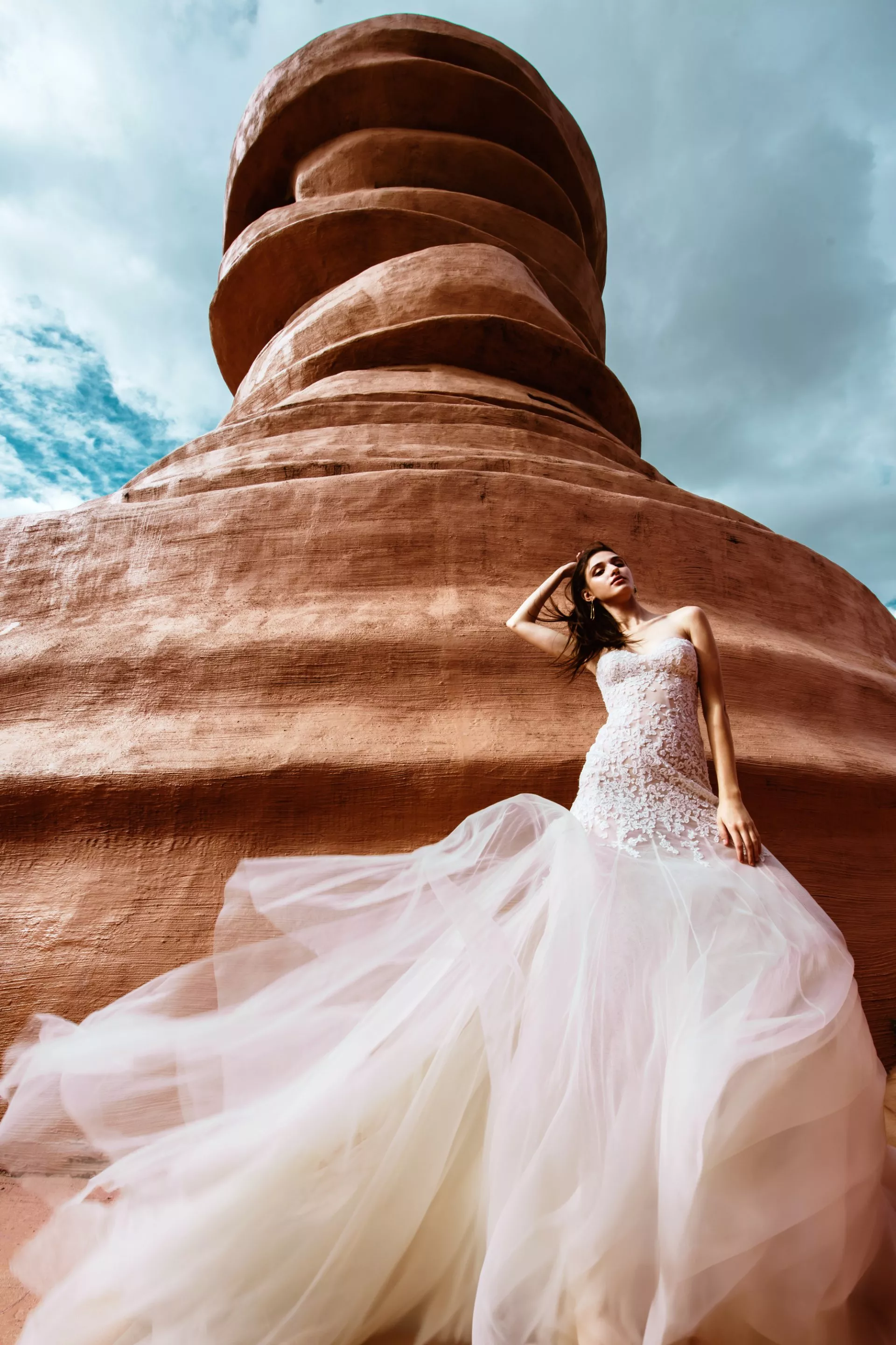 0B6A8335-A/W2023Editorial