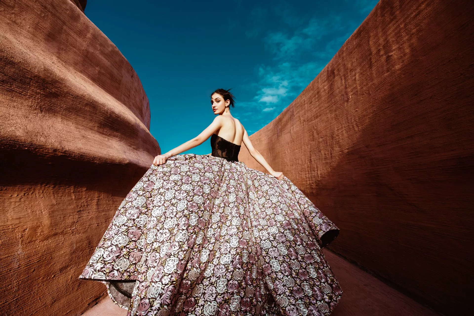 0B6A8569-A/W2023Editorial